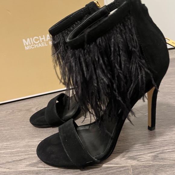 Michael Kors Meena Ostrich Feathers Suede Heels (size 6) - Picture 3 of 5